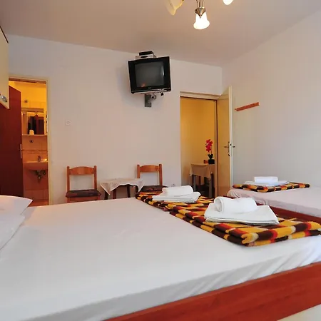 Pako * פאקוסטאן