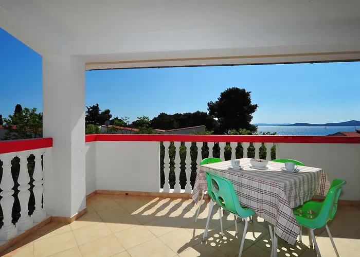 Pako * Пакоштане