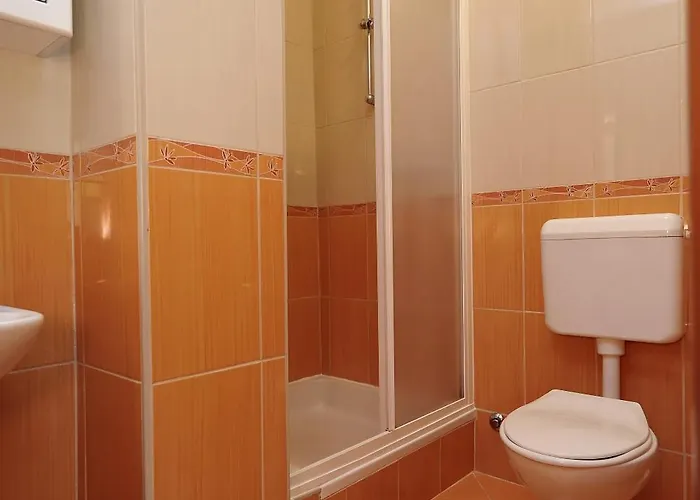 Pako * Пакоштане