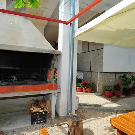 Pako Pakoštane