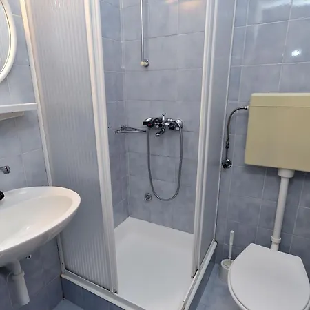 Apartment Pako Pakoštane