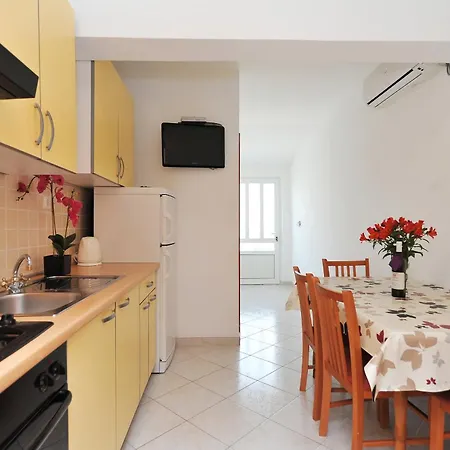 Pako Apartment *