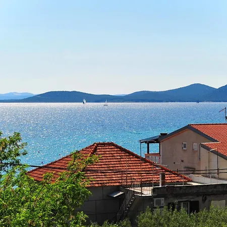 Pako Appartamento Pakoštane