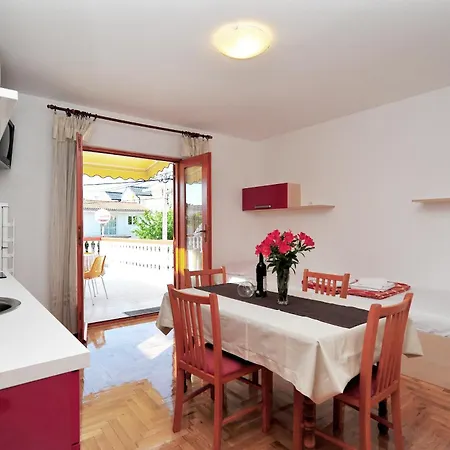 Pako Apartment